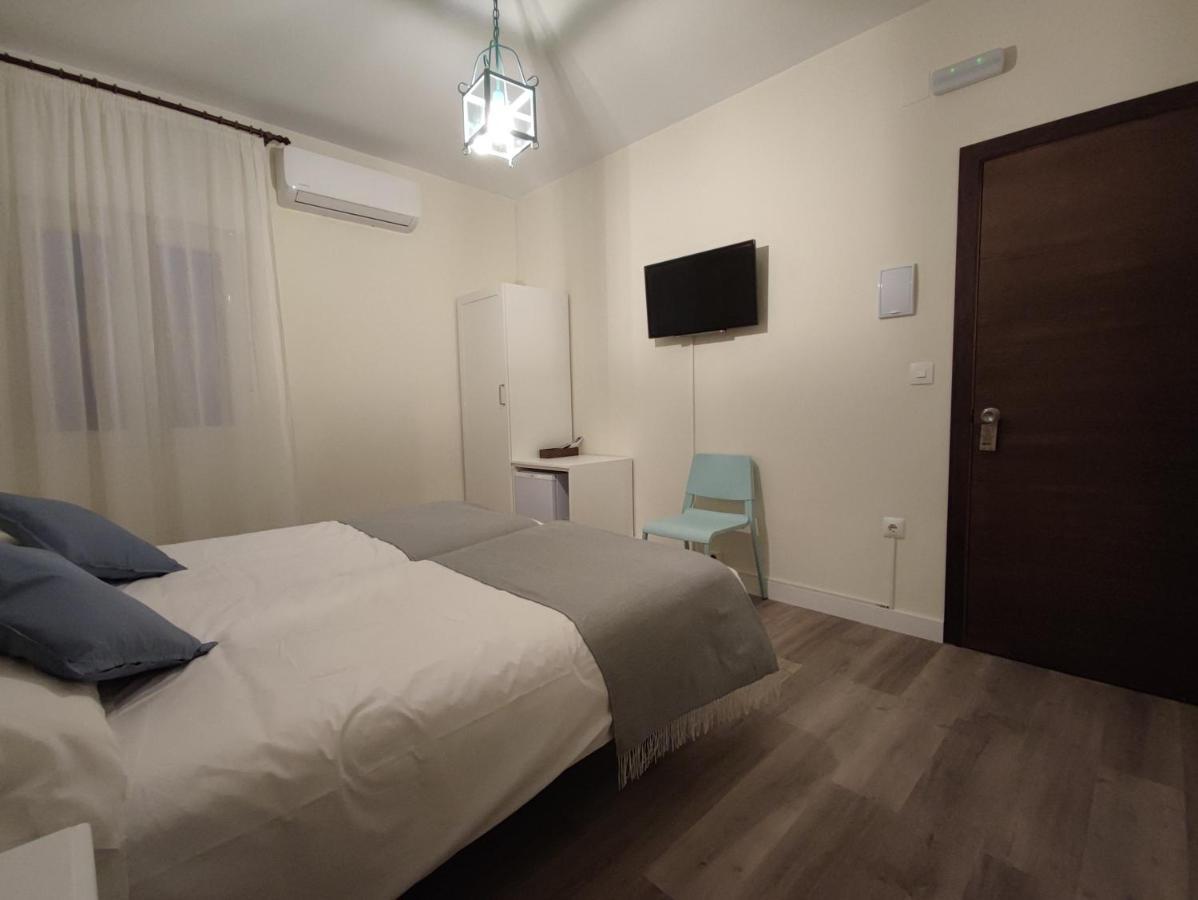 Hostal Andalucia Чипиона Экстерьер фото