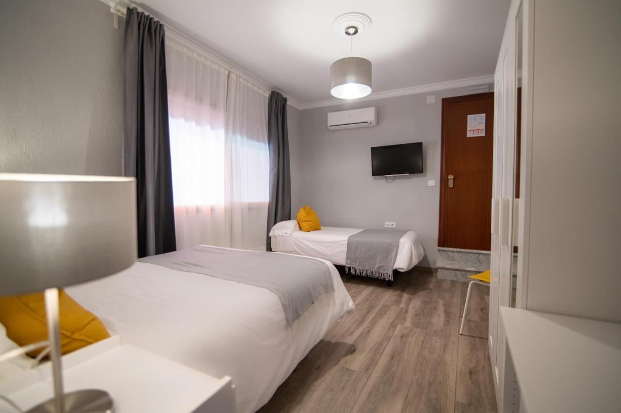 Hostal Andalucia Чипиона Экстерьер фото