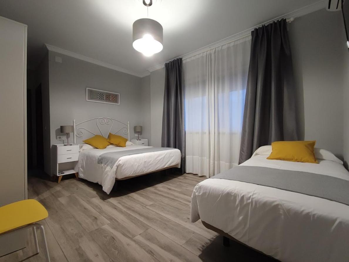 Hostal Andalucia Чипиона Экстерьер фото